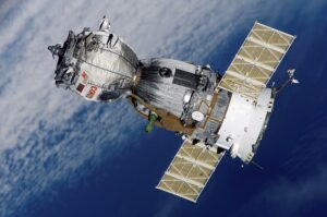 Les satellites : entre usages quotidiens et rivalités géopolitiques